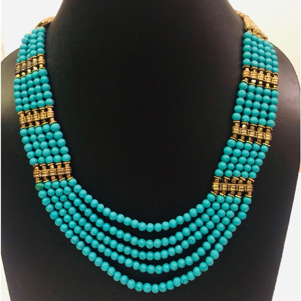 Multi layered turquoise beaded necklace